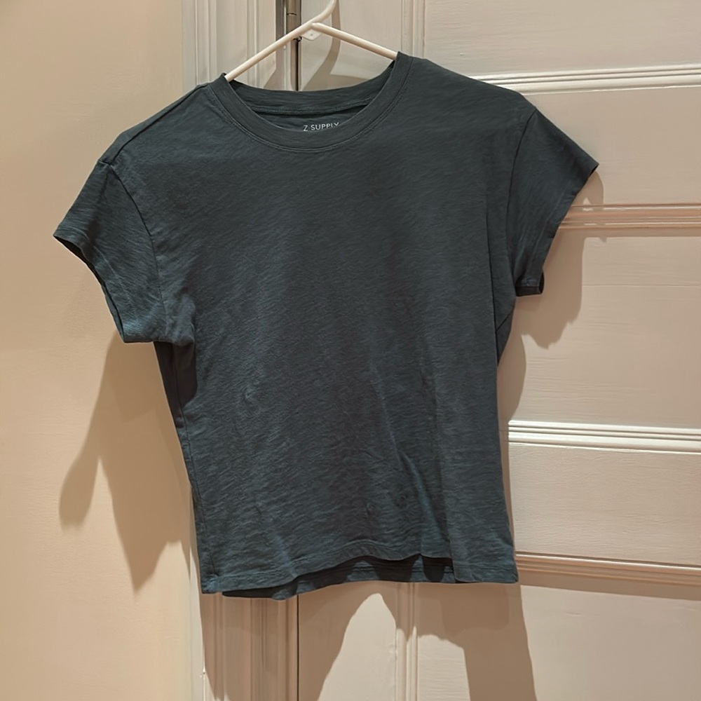 Z Supply XS green tee